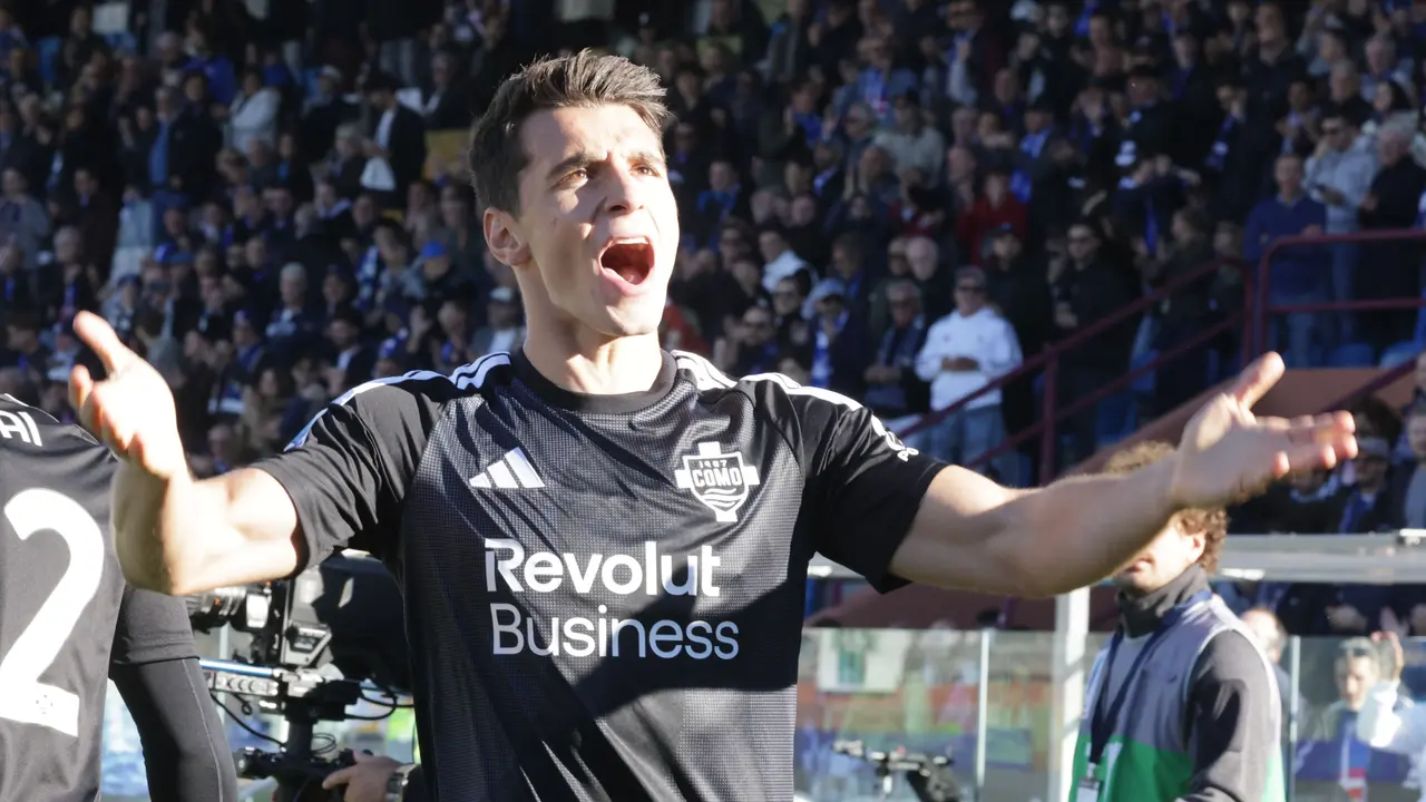 Como 2–0 Sassuolo: Douvikas Delivers, and Nico Gets the Afternoon Off